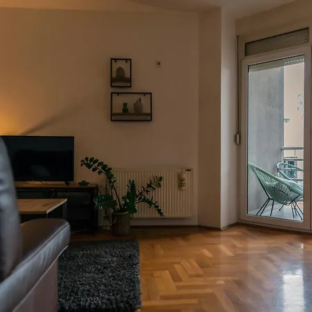 Exit Houseleek-cuvarkuca Novi Sad