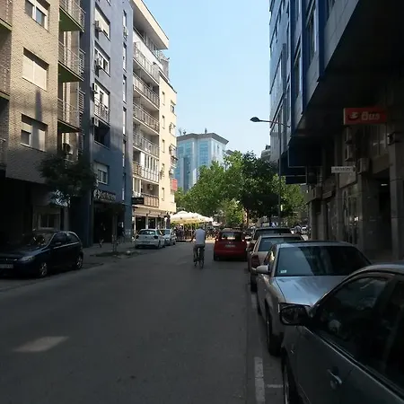 Exit Houseleek-cuvarkuca