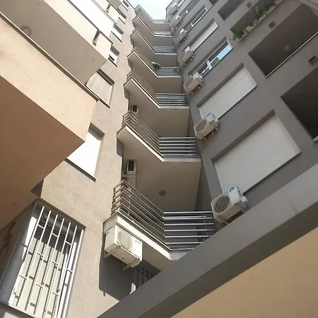 Exit Houseleek-cuvarkuca *